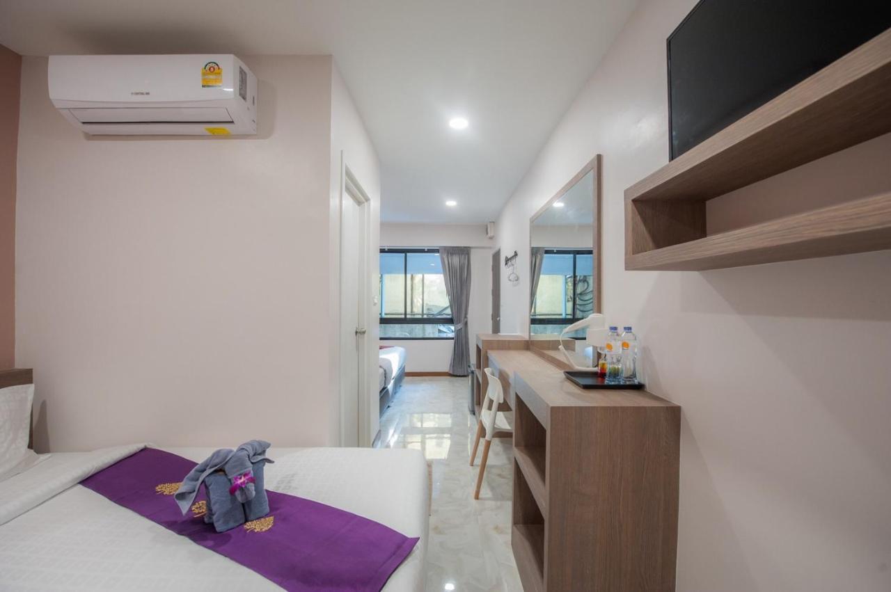 Hostel The Moon Night Bangkok