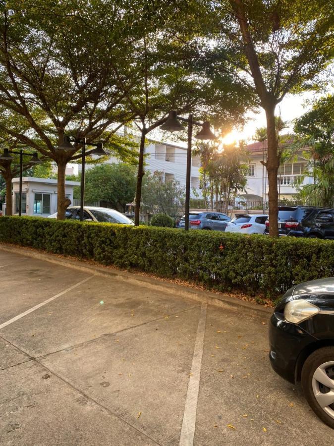 Arada Boutique Place Aparthotel 4*