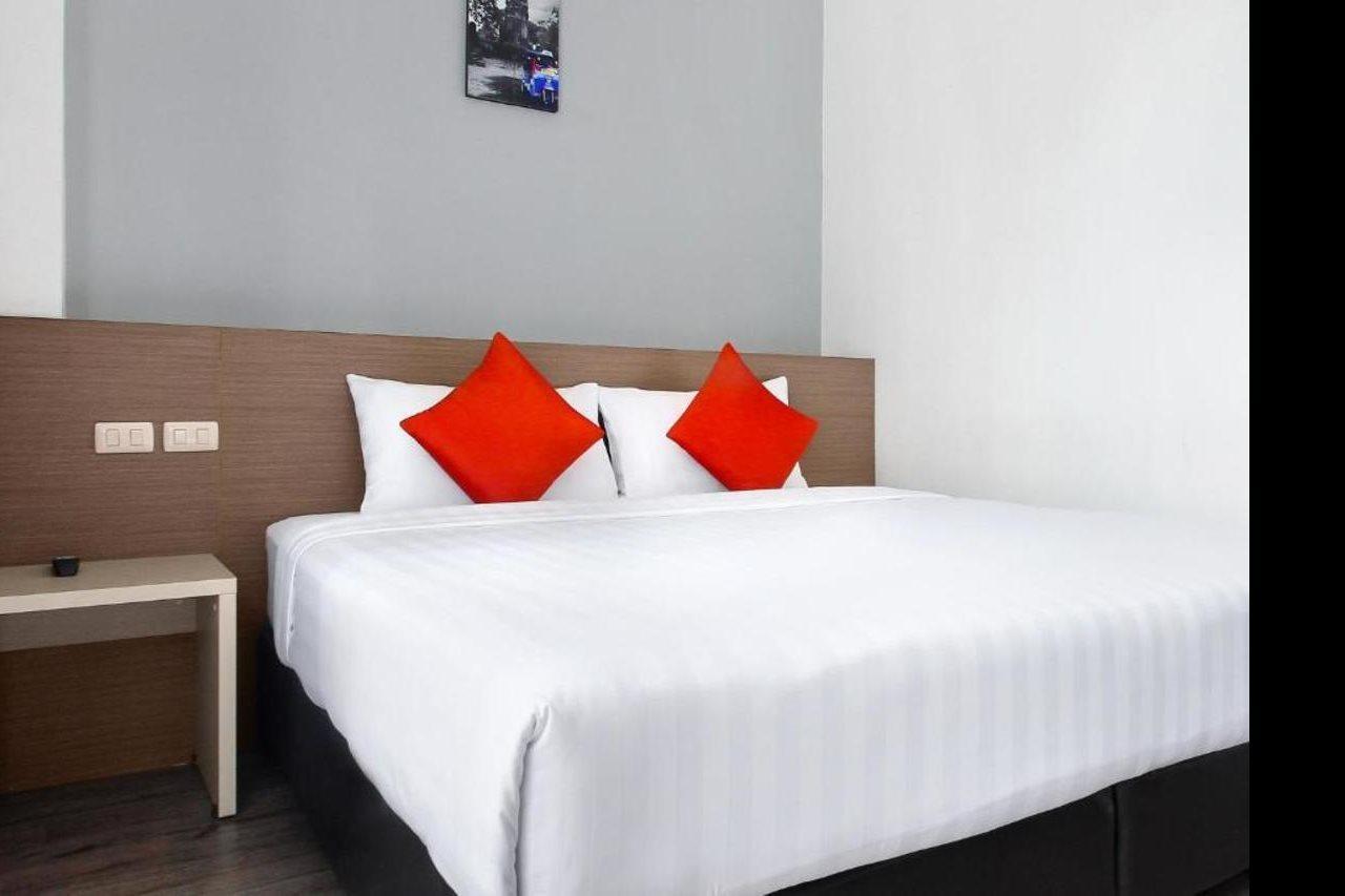 D Varee Xpress Makkasan