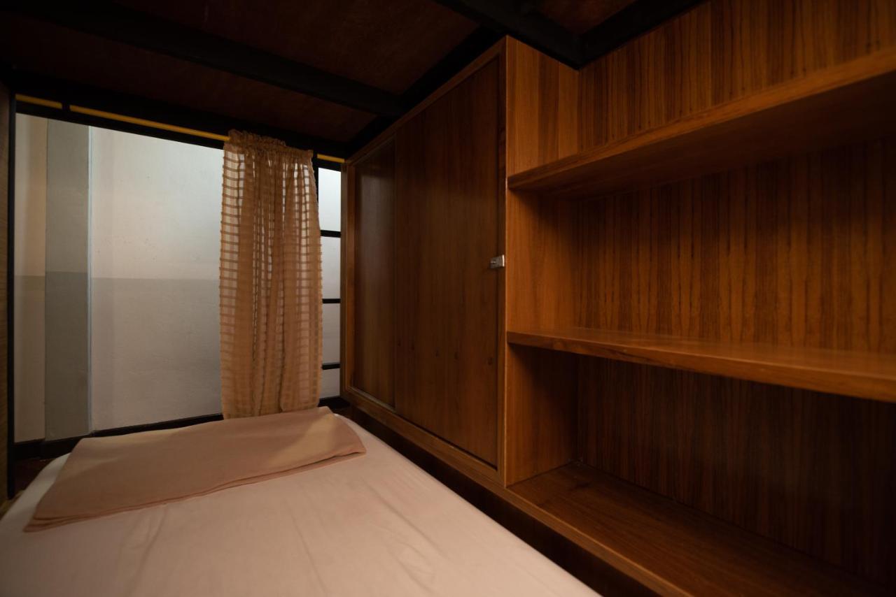 Hansa Khaosan Albergue *