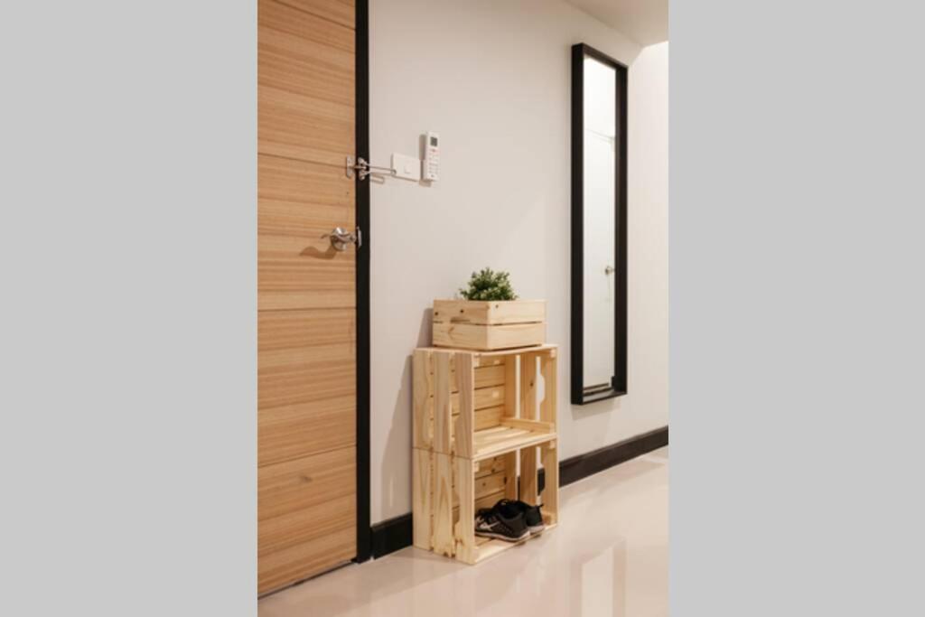 S1 Large Duplex Silom 3 Beds, Full Kitchen Wifi *