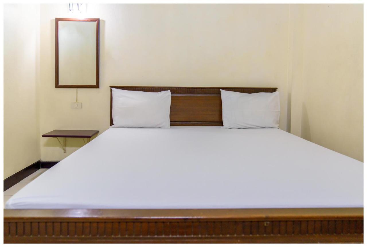 Mom Hostel Bangkok