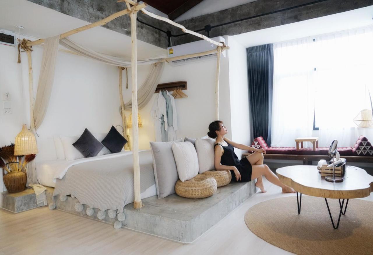 Hotel Yolo Boutique 3*