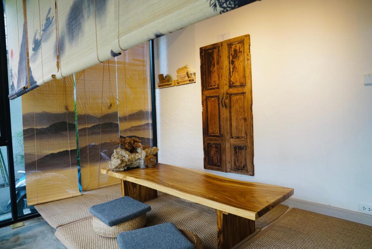 Yolo Boutique Hotel 3*
