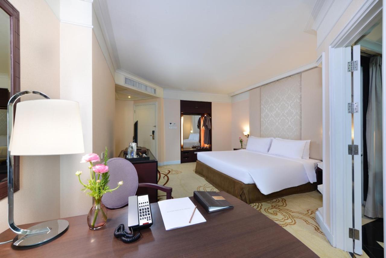 Hotel Miracle Grand Convention