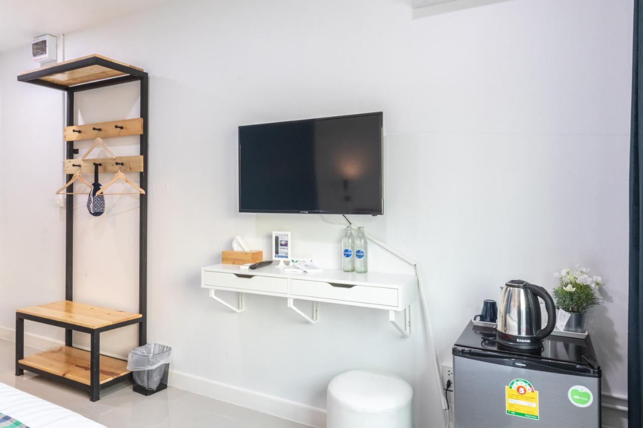 Every Surawong Hotel 3*
