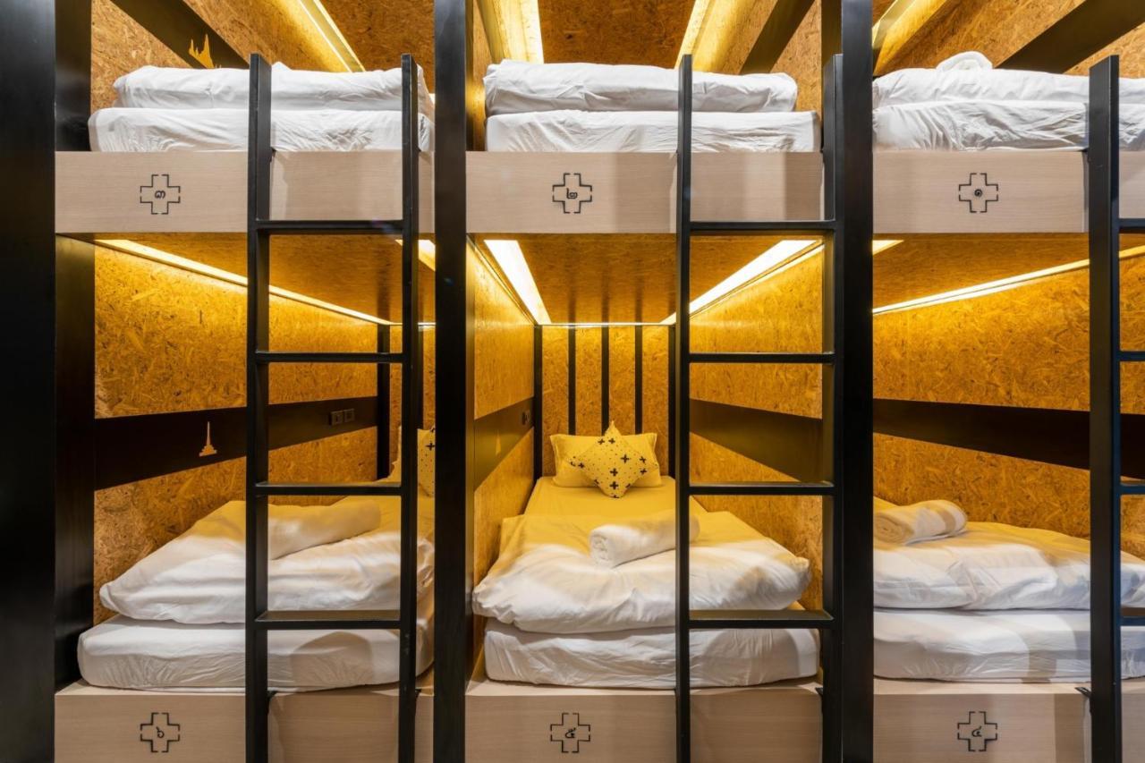 Lobsuek Hostel *