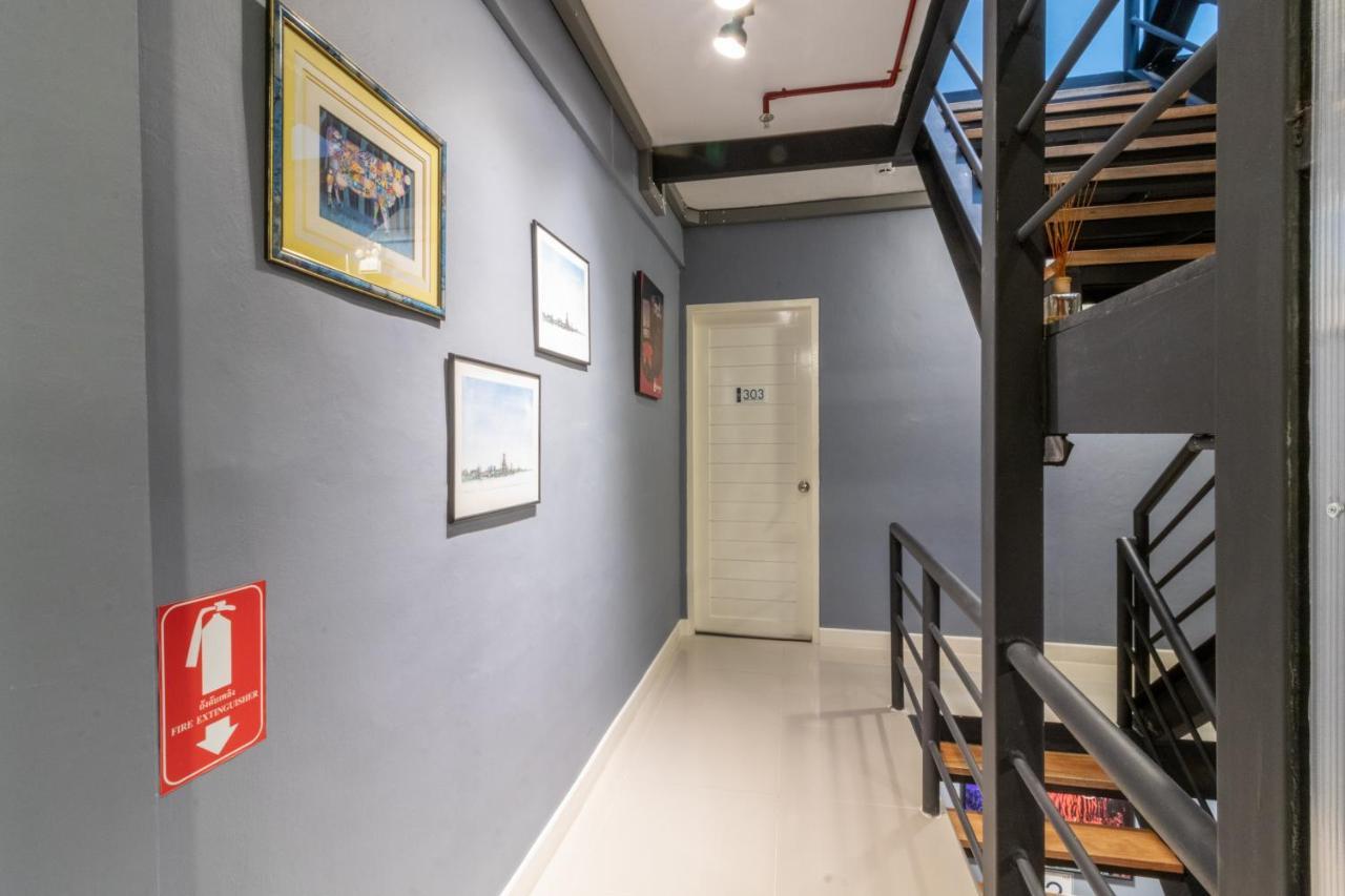 Every Surawong Hotel
