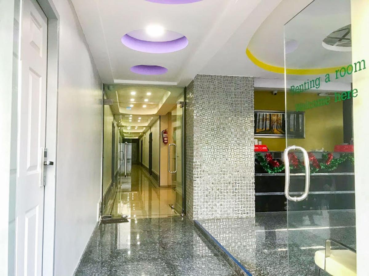 Delighted Hotel 3*
