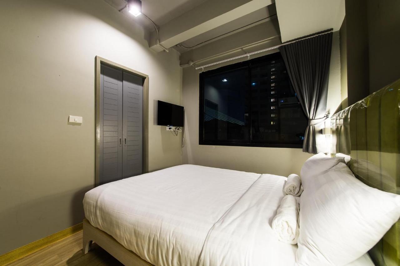V Varee Hotel 3*