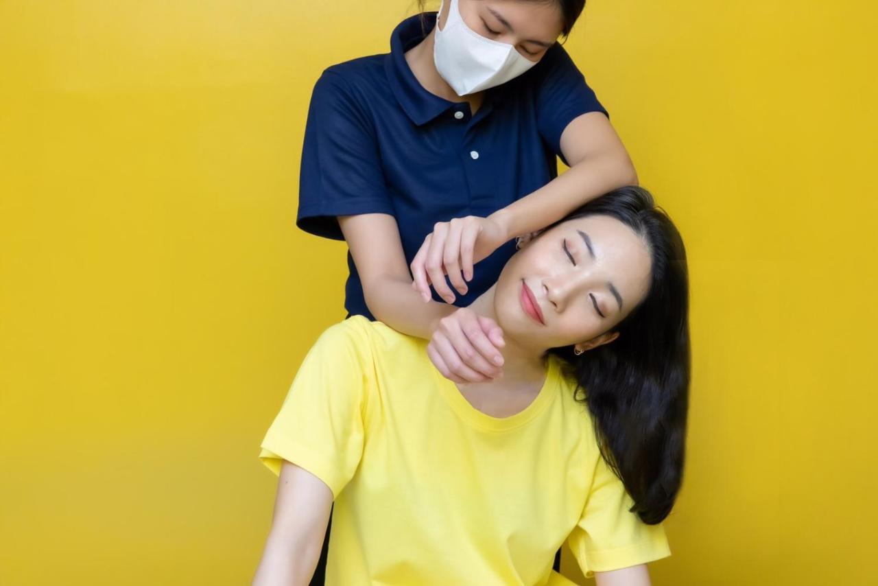 128 And Massage Aparthotel Bangkok