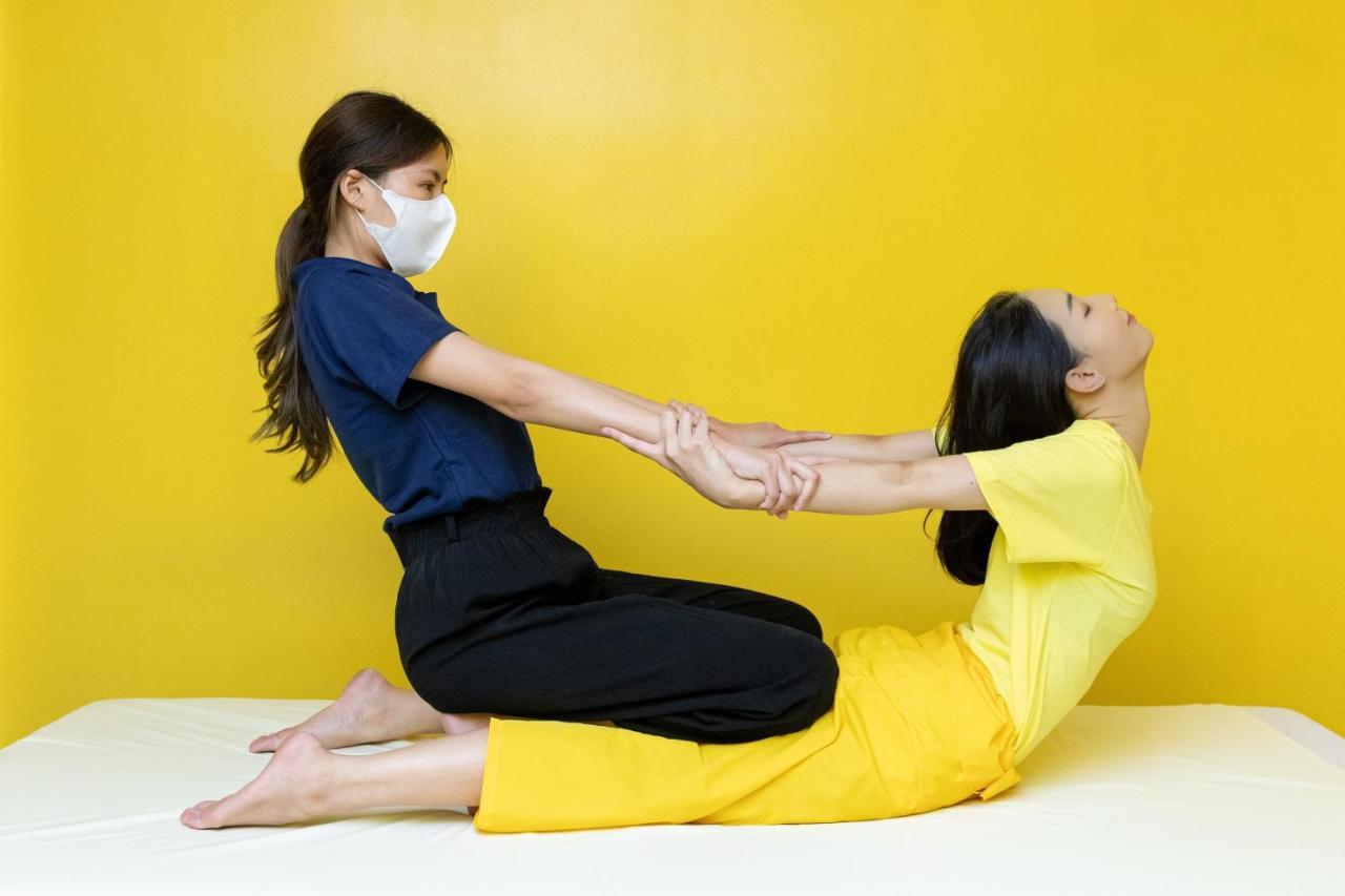 128 And Massage 3*