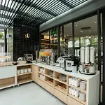 Hotel Amber Sukhumvit 85