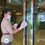 Solitaire Club Sky Bangkok