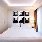 LA49 Hotel
