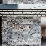 Vince Bangkok Pratunam Hotel & Residence