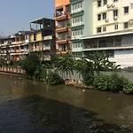 Nacorn Hostel