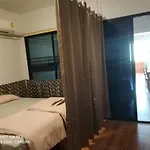 Skb Mansion Close To Mrt In Hua Mark