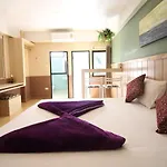 Kaya Place