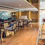 Oakwood Residence Sukhumvit Thonglor Bangkok