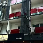 Bei Otto Haus - Sukhumvit20