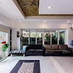 Latin Garden Hotel