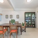 Oasis Townhouse In The Perfect Location