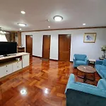 Service Apartment Thong Lo Ekkamai Prompong