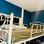 Green Apple Hostel Khaosan