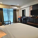 Dynasty Grande Hotel