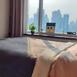 Lovely Cozy Condo In Trendy Fun Neighborhood