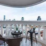 State Tower 2 Bed City View Bangrak Near Icon Siam