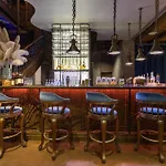 Hotel Muse Bangkok, Autograph Collection - Marriott International