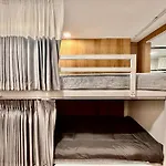 Blu Cabin Ari Stylish Gay Poshtel