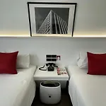 Elizabeth Hotel