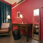 Caiyong Hometel & Cafe\'S Studio