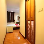 Pannee Lodge Khaosan - Sha Plus