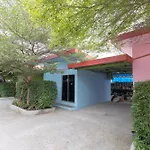 OYO 644 Pong Pai House