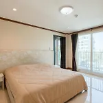 Phoenix Serviced Apartment