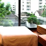 LUXX Langsuan Hotel