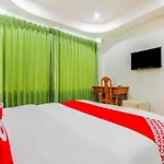 Oyo 410 Diamond Boutique Hostel