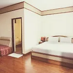 Ocean @ Livingstones Urban Boutique Resort