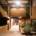 Nilukn House Tha Phra