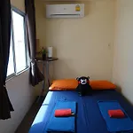 Cb Ekkamai