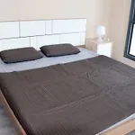 Wooden Suites (BTS Wongwian Yai)