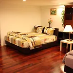Suites 31 Sukhumvit