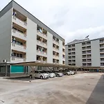 Jr Mansion On Nut Soi 25