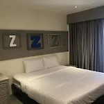 Lazy Sunday Hostel