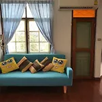 Sira\'S House
