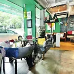 Zen Rooms Silom 14